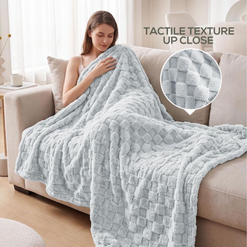 Cobija de forro polar a cuadros Utopia Bedding 152 × 203 cm Gris Frío