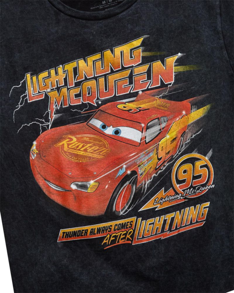 Camiseta Disney gráfica Lightning McQueen (queda pequeña)