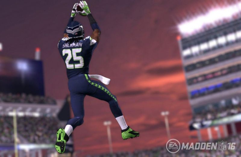 Videojuego Electronic Arts Madden NFL 16 para PS4 Reacondicionado