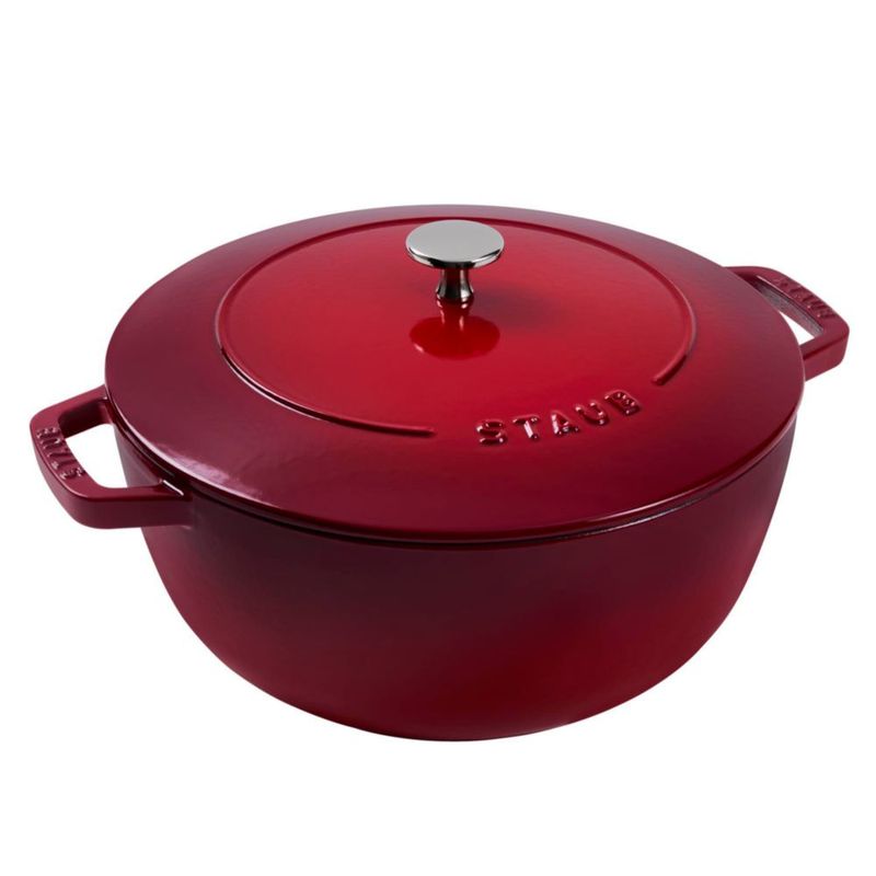 Cazuela STAUB de 5 L color cereza fabricada en Francia