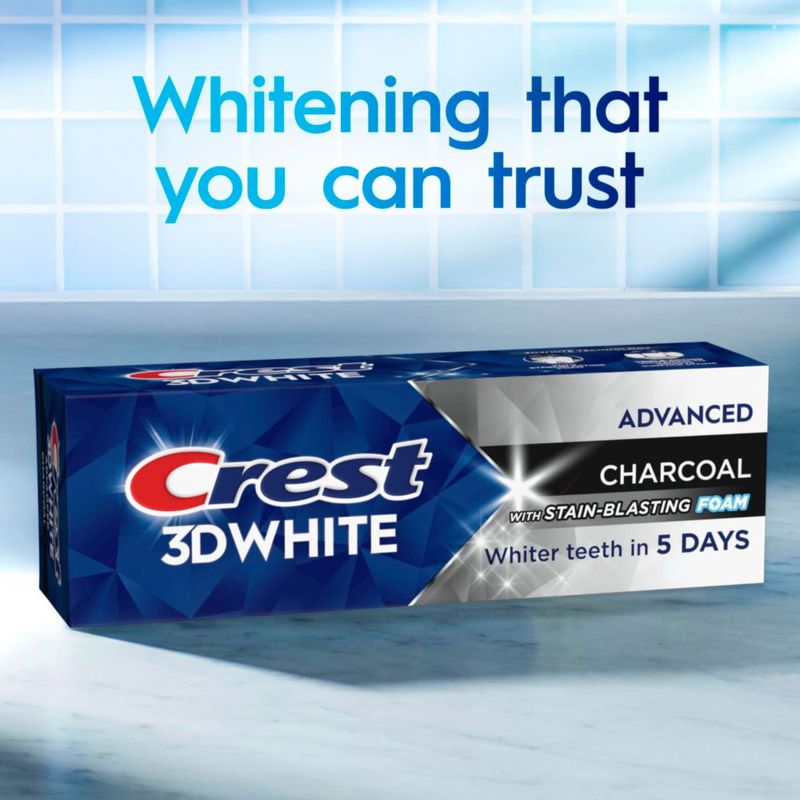 Pasta de dientes Crest 3DWhite con carbón activado 68 ml