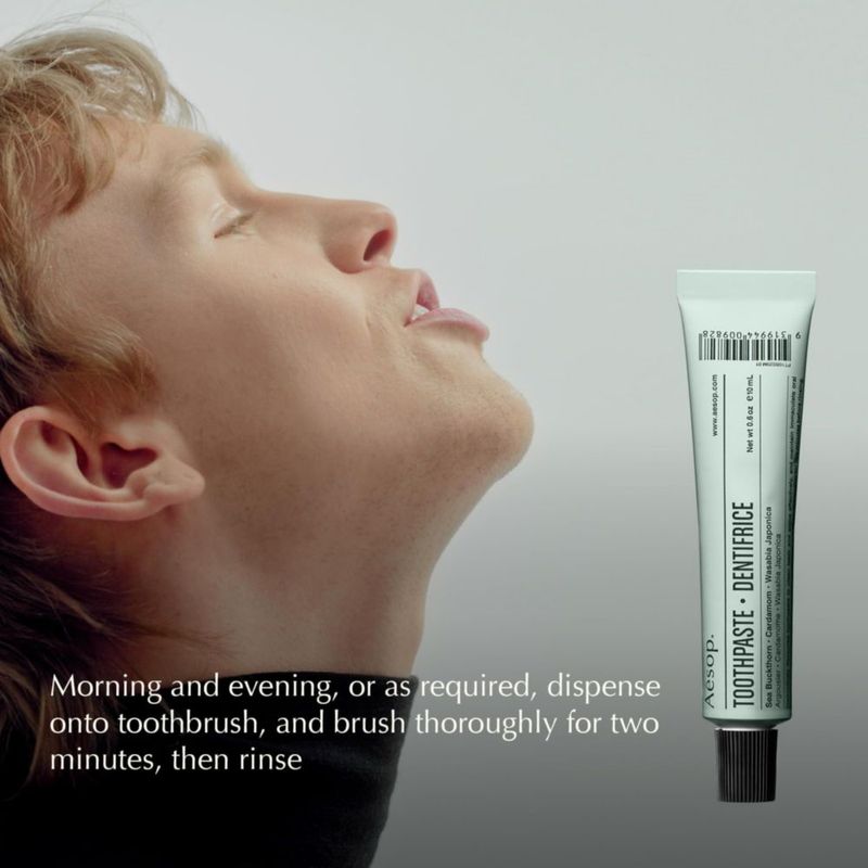 Pasta de dientes Aesop 100 ml sin flúor – Control de placa