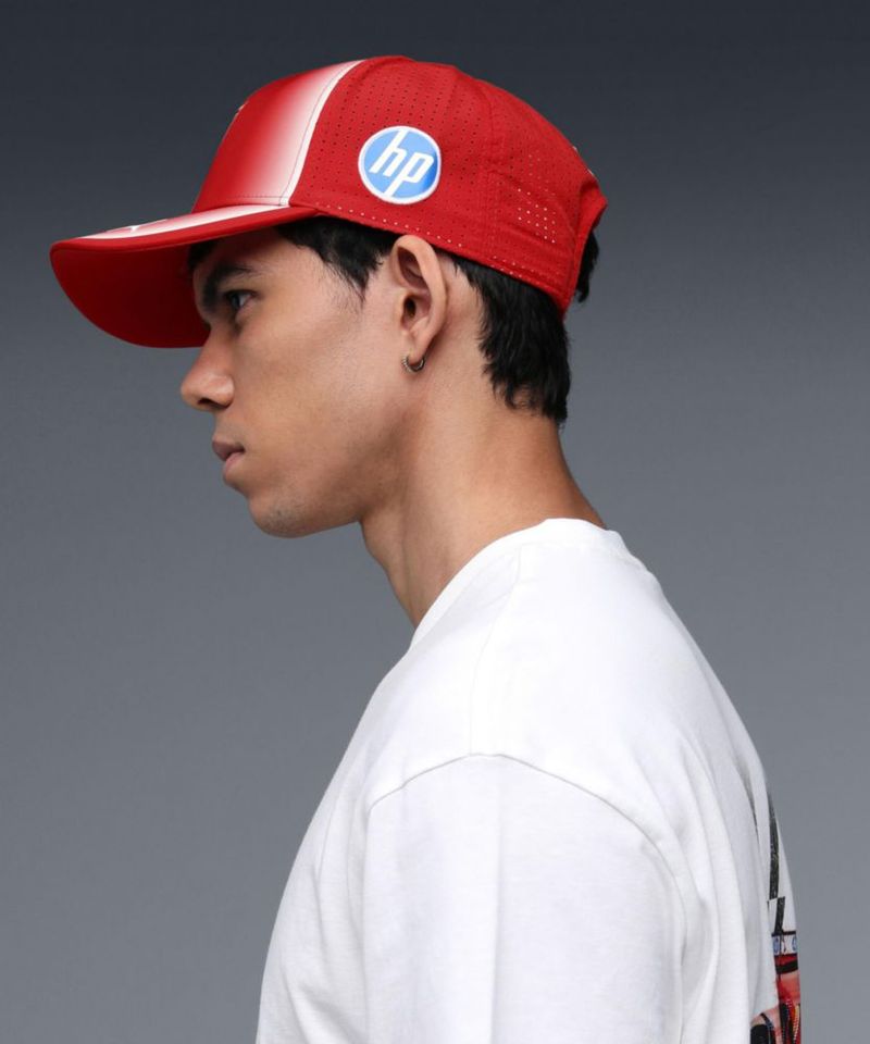 Gorra PUMA Scuderia Ferrari F1 Charles Leclerc Roja
