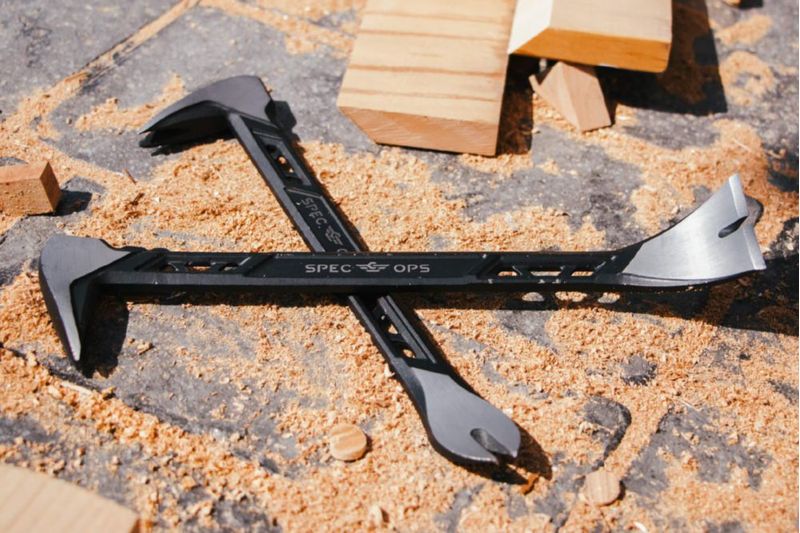 Extractor de uñas Pry Bar Spec Ops de acero al carbono de 28 cm de alto
