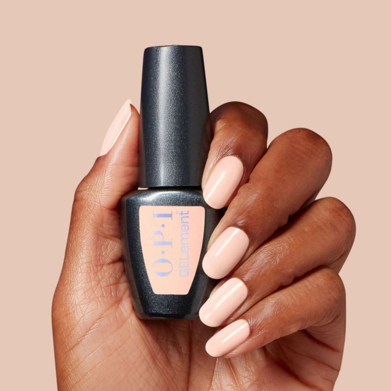 Esmalte de uñas en gel OPI GELement Pilates Princess Beige