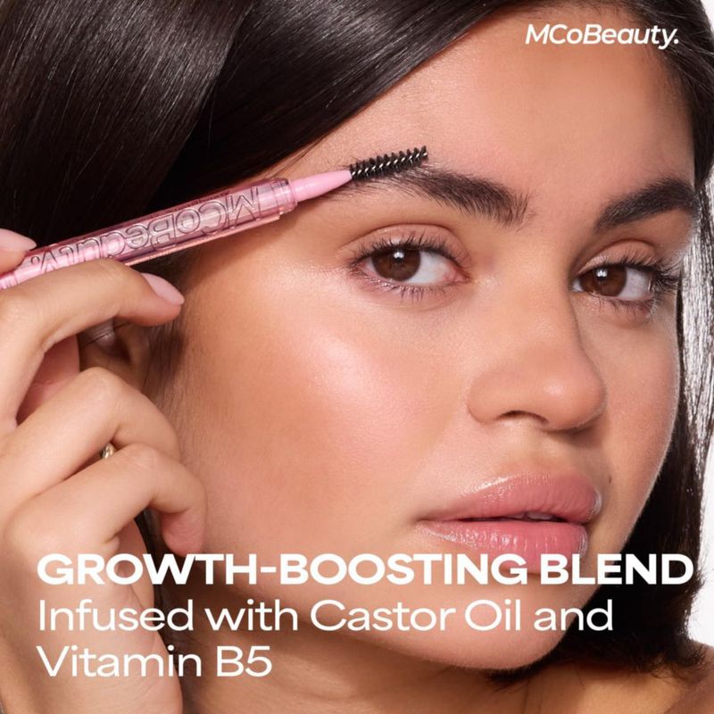 Lápiz de cejas MCoBeauty XtendBrows Light to Medium