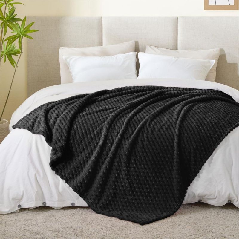 Manta BEDELITE 152 × 152 cm Negra Suave y Acogedora – Regalo