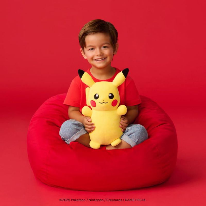 Peluche oficial Squishmallows Pikachu 25 cm HugMees