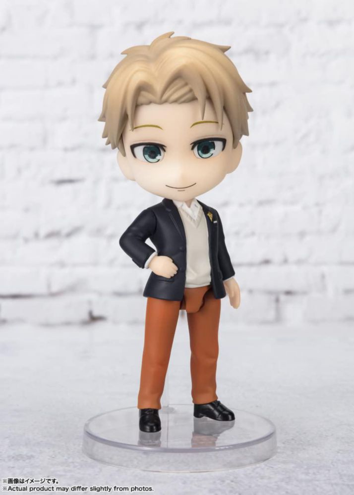 Figura de acción TAMASHII NATIONS Loid Forger Odekeke Outfit Spy x
