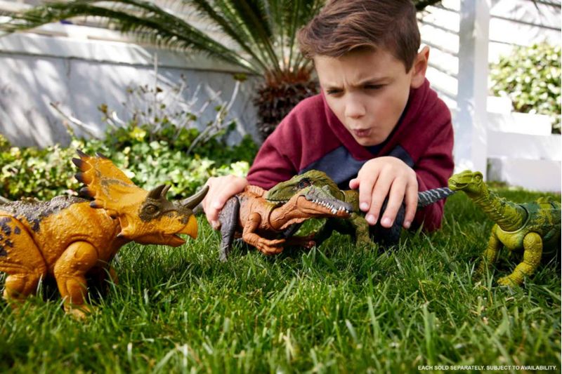 Jurassic World Rugido Salvaje Mattel Regaliceratops Dinosaurio
