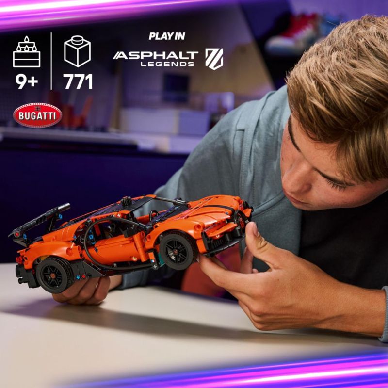 LEGO Technic Hiperauto Bugatti Chiron Pur Sport Kit de Construcción
