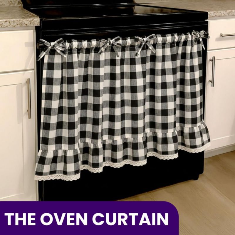 Cortina para horno Cyberplex 77 cm con encaje a cuadros negro y blanco