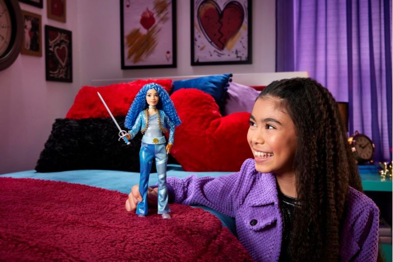 Muñeca Princesa Chloe Charming Disney Descendientes 4 Mattel 11