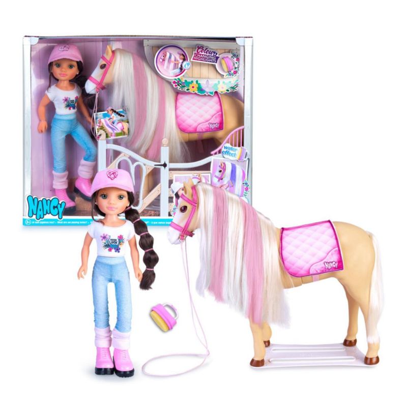 Nancy Un Día con Su Caballo Famosa Edición Infantil
