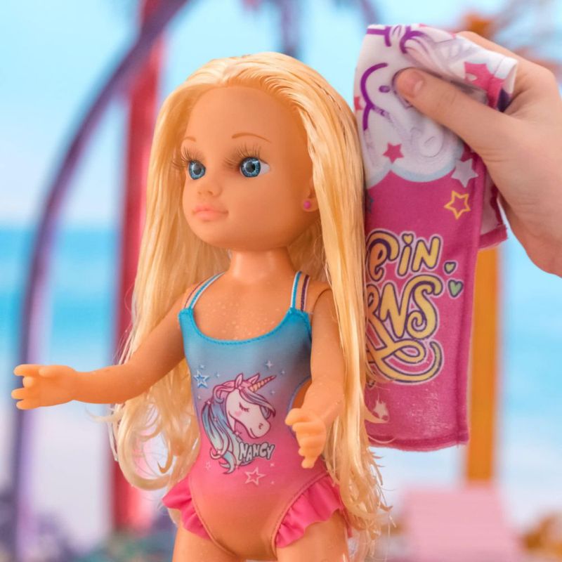 NANCY Un día con Toalla mágica Muñeca de playa unicornio 3 años