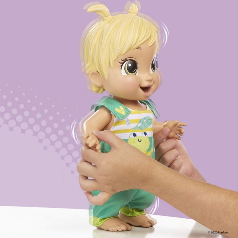 Muñeca Baby Gotta Bounce Frog Baby Alive 8 Piezas