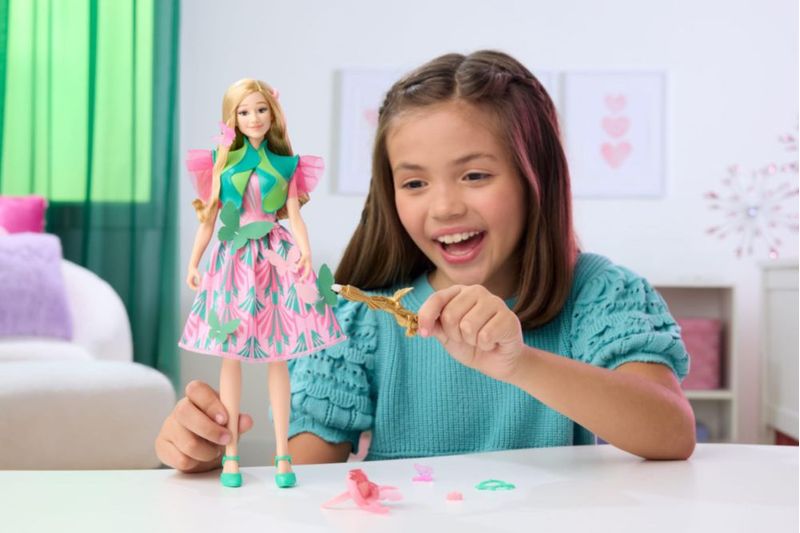Muñeca Mattel Wicked Get Ready with Glinda 8 Accesorios