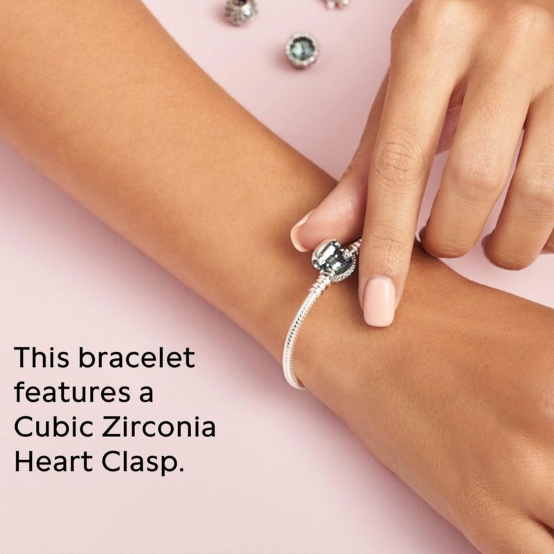 Pulsera PANDORA 19 cm Cadena Serpentina con Cierre de Corazón Brillante