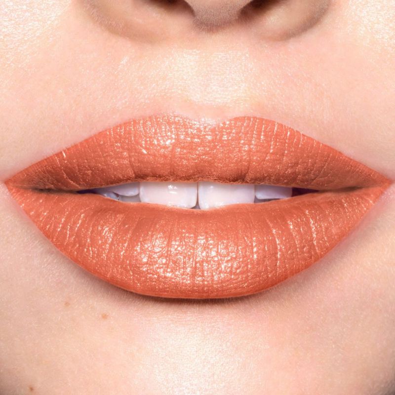 Revlon Lápiz Labial Fantasía Albaricoque Súper Brillante Cremoso