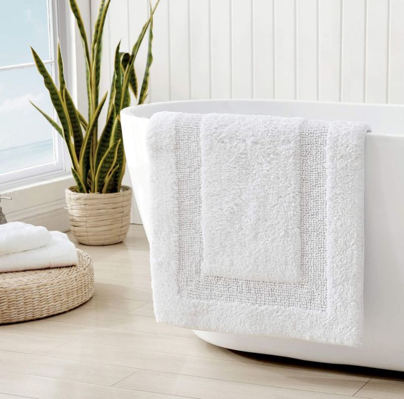 Alfombra de baño Tommy Bahama 53 × 86 cm de algodón absorbente