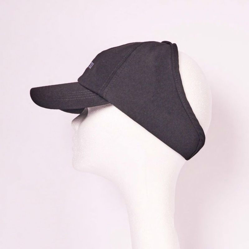 Gorra ARRIA con Forro de Satén y Parte Trasera Abierta para Cola de Caballo