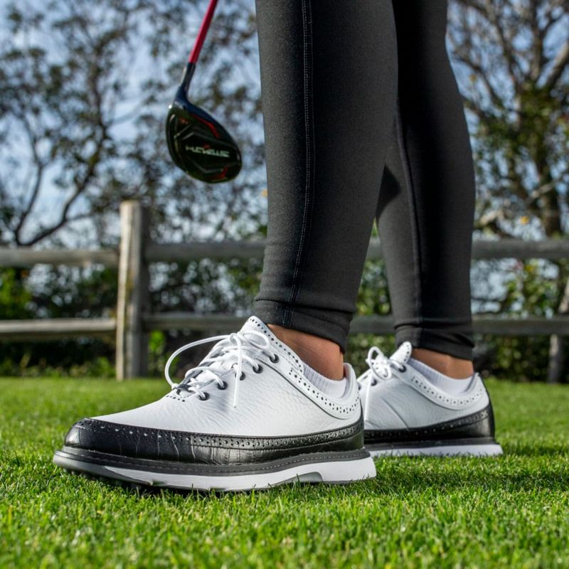 Zapatos de golf adidas MC80 Sin clavos 6.5 Blanco/Negro/Rojo