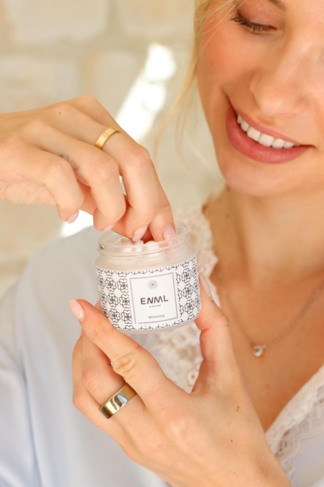 Pasta de dientes ENML 170 ml Blanqueadora con microhidroxilapatita