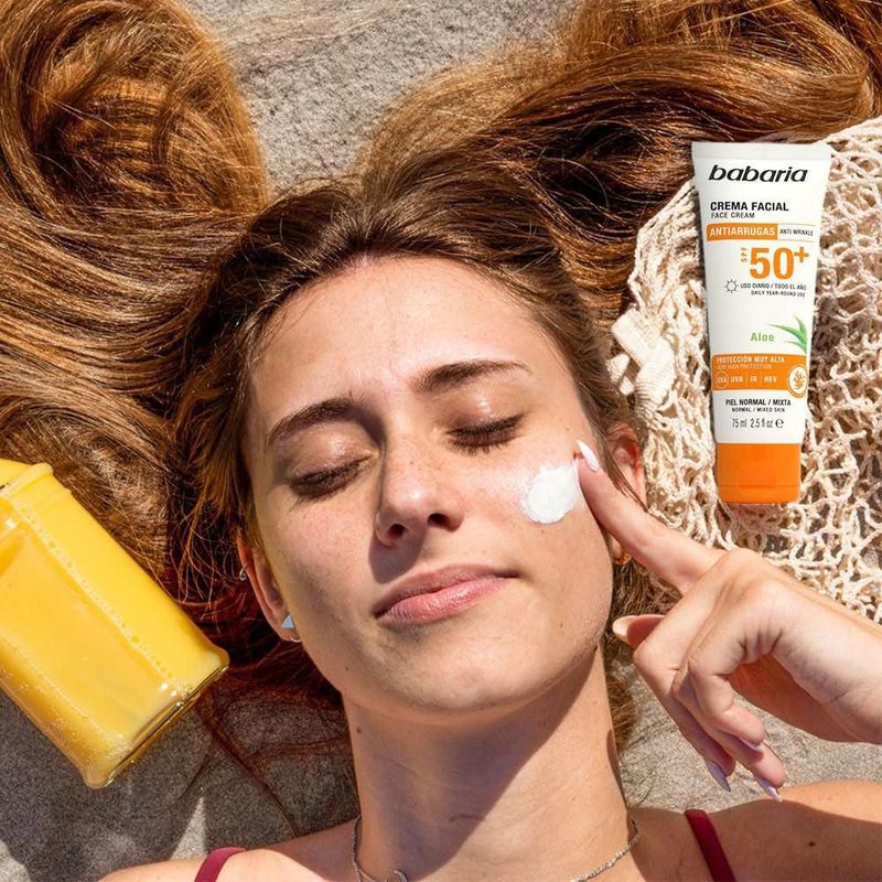 Protector solar facial Babaria Aloe Vera SPF50+ 75 ml UVA/UVB