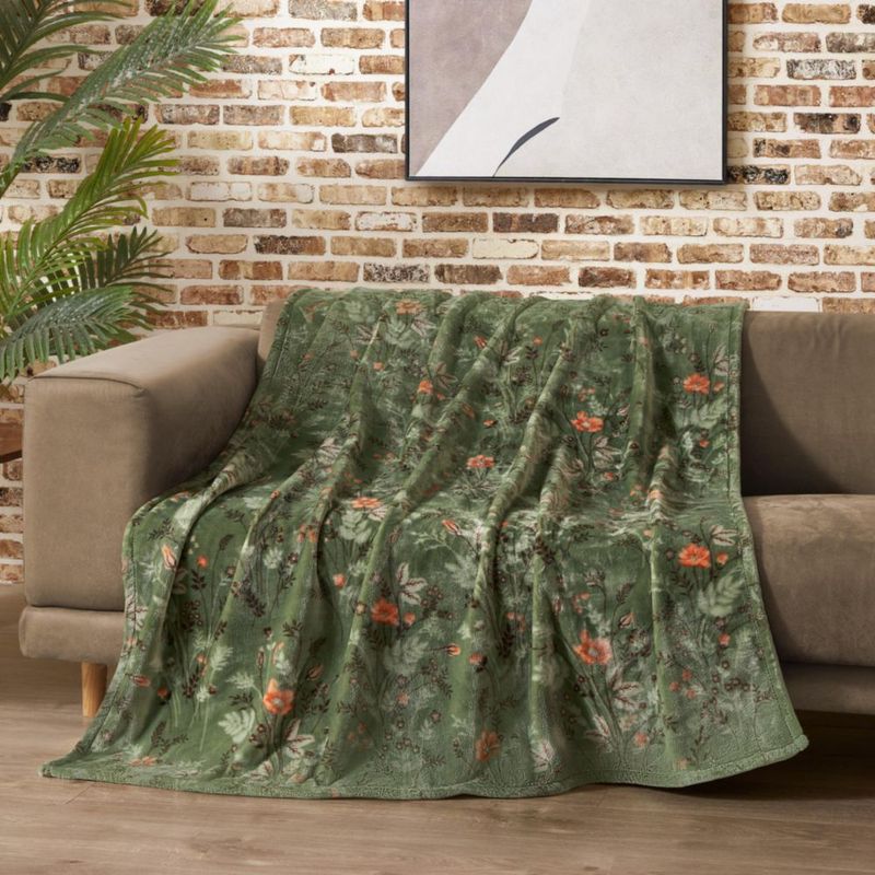 Manta Lucky Brand 127 cm x 178 cm con diseño floral de microfibra
