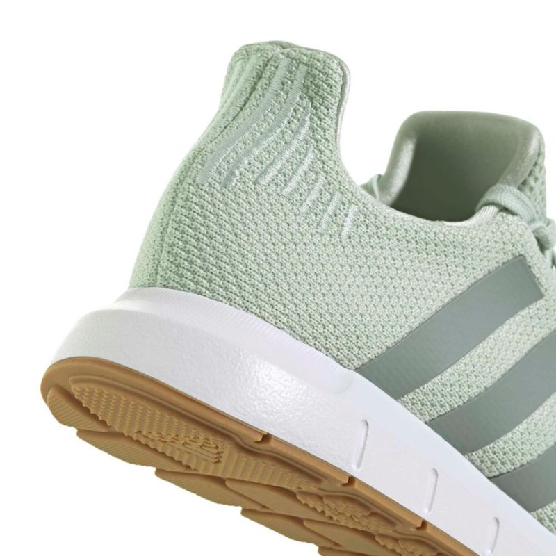 Zapatillas adidas Swift Run 1.0 Verde Lino/Blanco 5.5