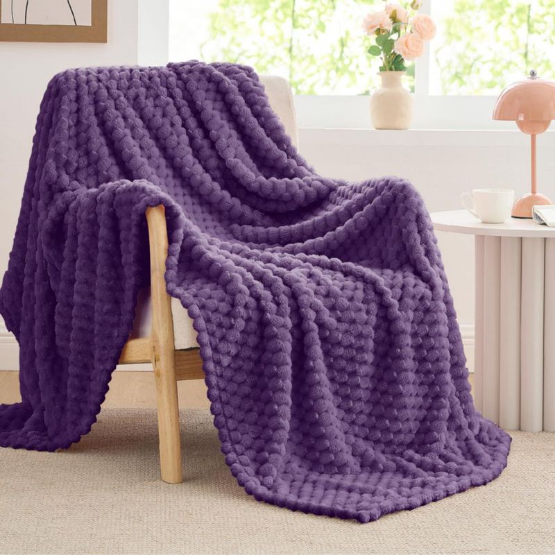 Manta BEDELITE 152x152 cm Morada Suave de Forro Polar