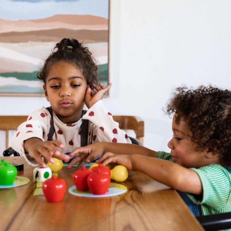 Juego para niños pequeños HABA My Very First Games First Orchard