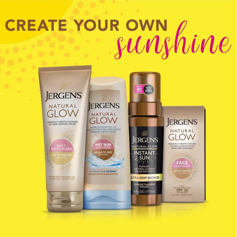 Loción bronceadora sin sol Jergens Natural Glow Skin Fair-Medium Skin