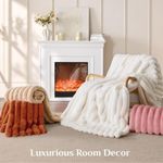 Manta BEDELITE 127 cm x 152 cm Color Crema 770 GSM