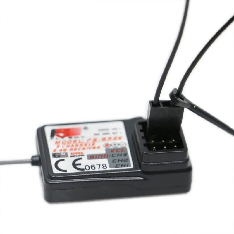 Sistema RC BEYEE FS-GT3B Transmisor de 3 Canales 2.4GHz