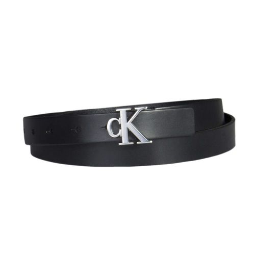 Cinturón Calvin Klein 25 mm con placa de logo y punta redondeada