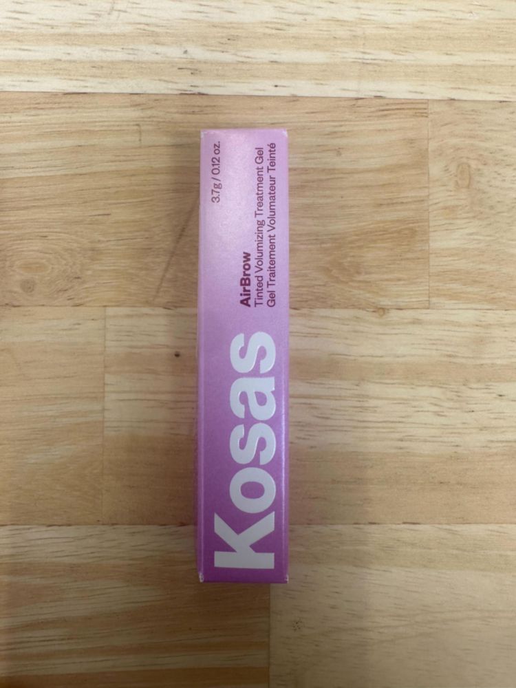 Gel tintado para cejas Kosas Air Brow Longwear Vegan (tamaño mediano)