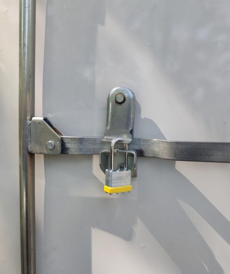 Candado XanHen de Acero Laminado Juego de 6 con Llaves Iguales 40 mm