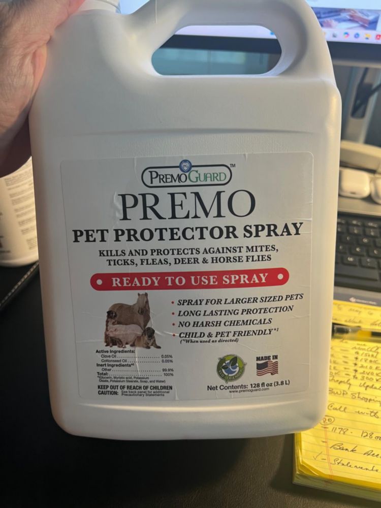 Spray Protector para Mascotas Premo Guard 3.8 L Control Natural de Plagas