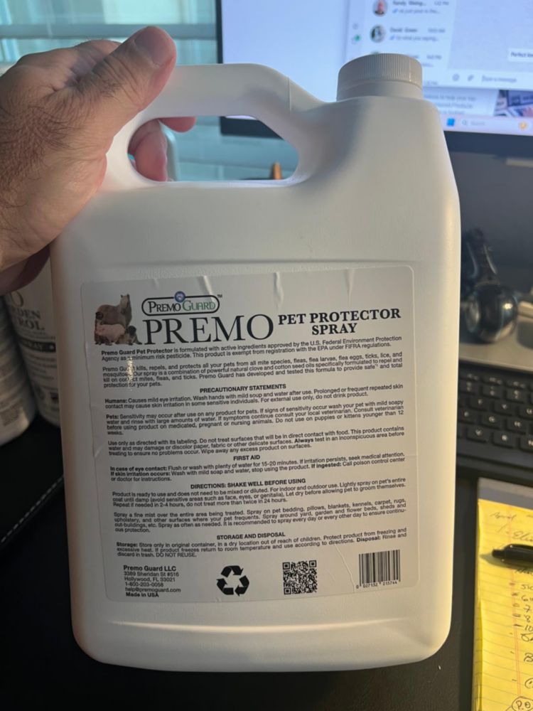 Spray Protector para Mascotas Premo Guard 3.8 L Control Natural de Plagas