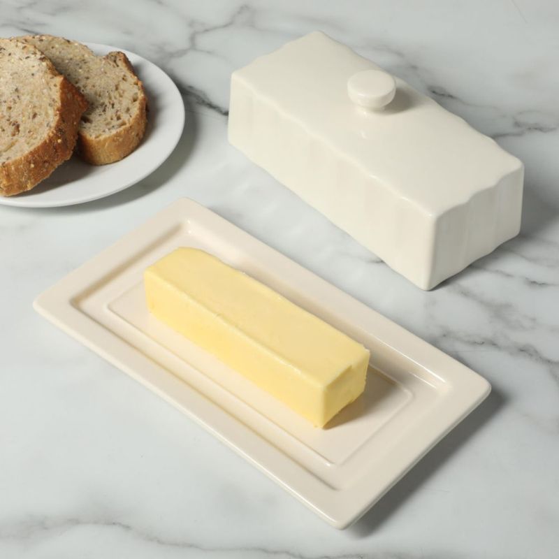 Mantequera Martha Stewart Broadbrook de Loza 21x11x8 cm