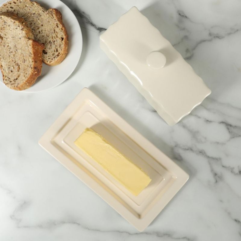 Mantequera Martha Stewart Broadbrook de Loza 21x11x8 cm