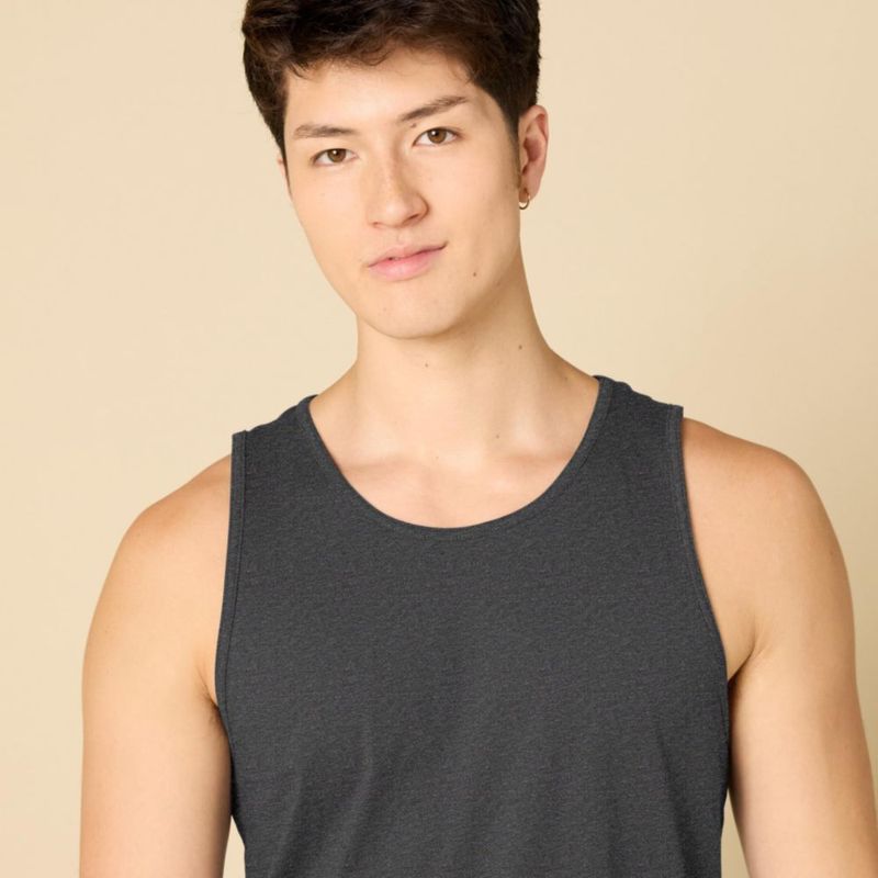 Remera sin mangas para hombre Amazon Essentials talla grande