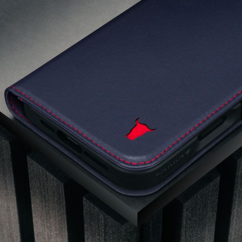Funda TORRO para iPhone 17 de cuero azul marino