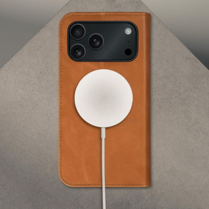 Funda TORRO para iPhone 18/17 Pro Max de cuero color tostado