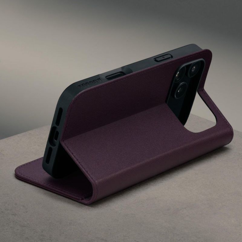 Funda de Cuero TORRO para iPhone 18/17 Pro – Cereza Oscura