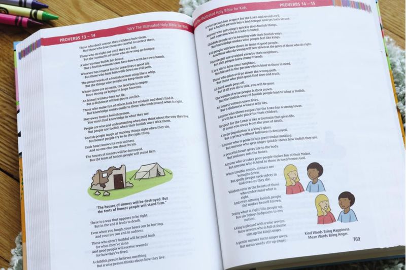 Biblia Infantil Ilustrada a Todo Color – HarperCollins