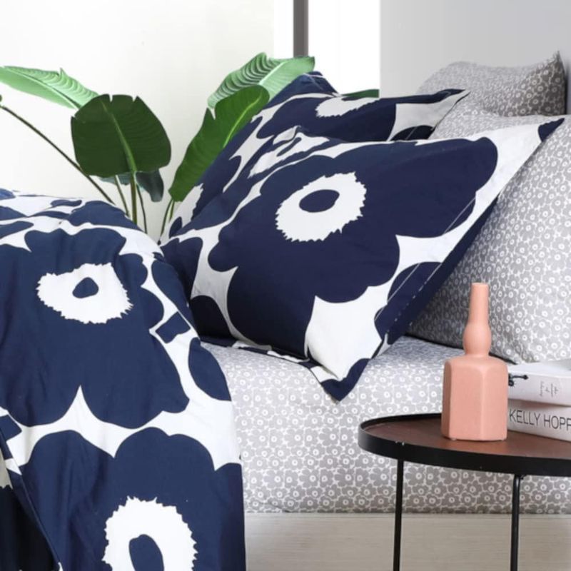 Juego de funda de edredón MARIMEKKO Queen de algodón con cierre de botones