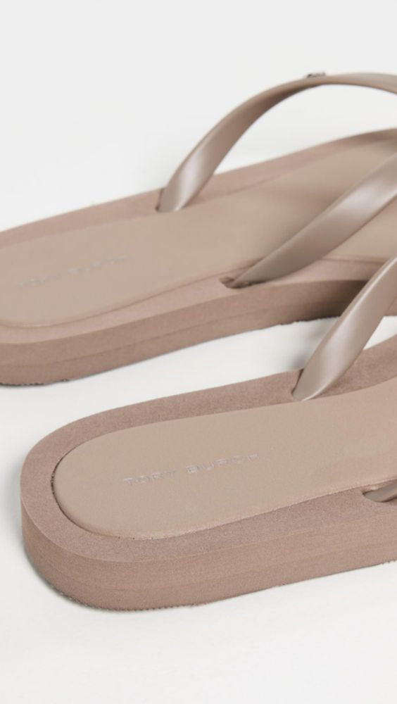Sandalia Tory Burch Kira Acolchada Gris Montaña/Plateado US 5