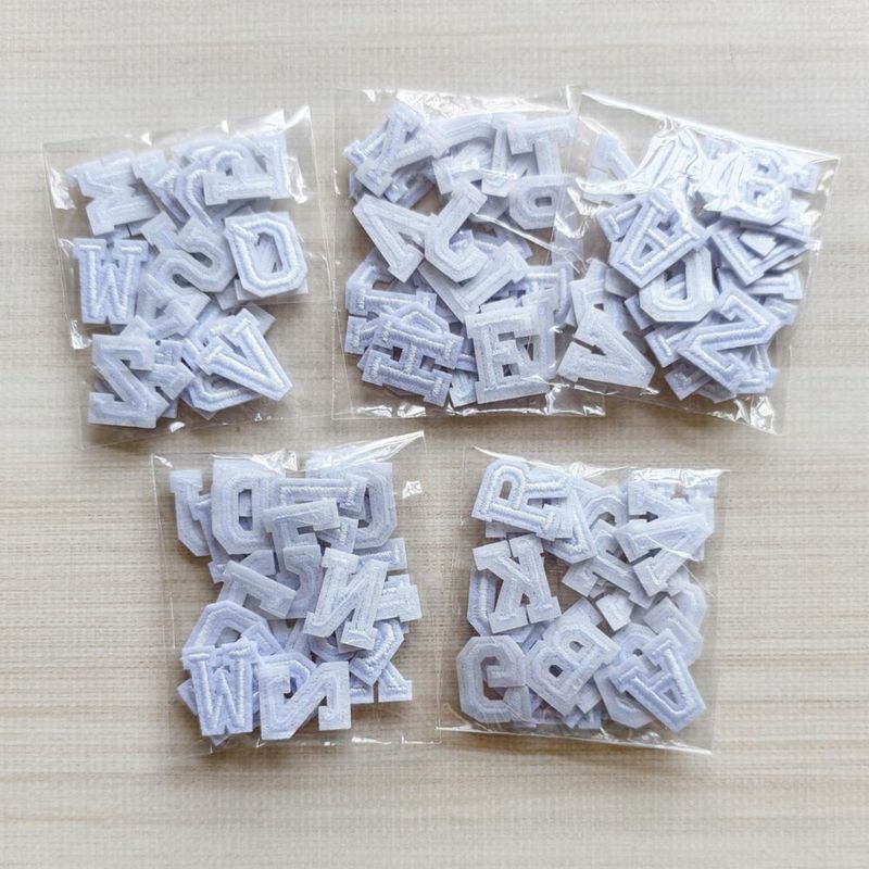 Parches de Letras Zlettery 18 cm Blanco 130 uds
